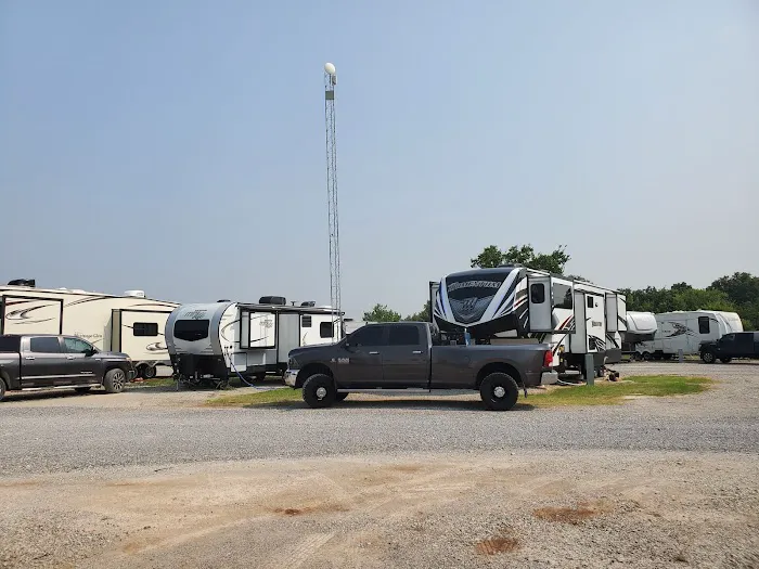 Crossroads RV Park Picture 6