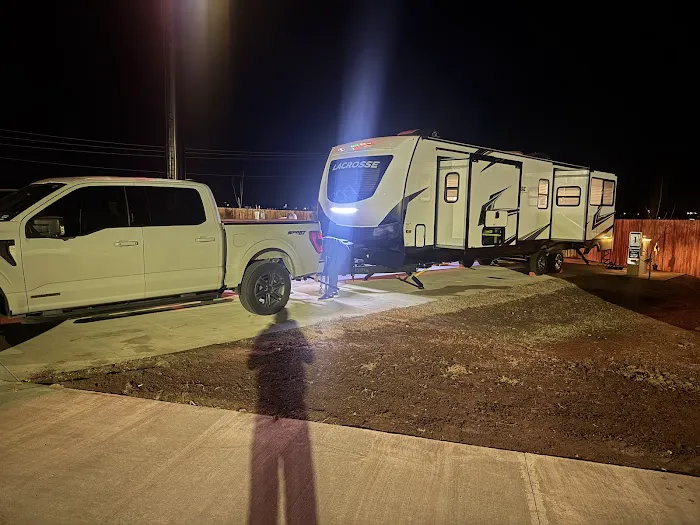 Love's RV Hookup Picture 3