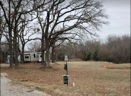 Arrowhead RV-Tiny House Park & Boat Storage