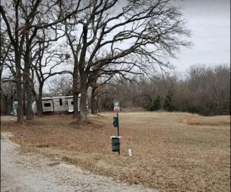Arrowhead RV-Tiny House Park & Boat Storage