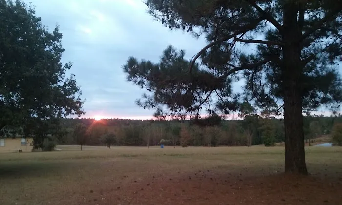 Hawks Nest Senior RV Park Picture 7