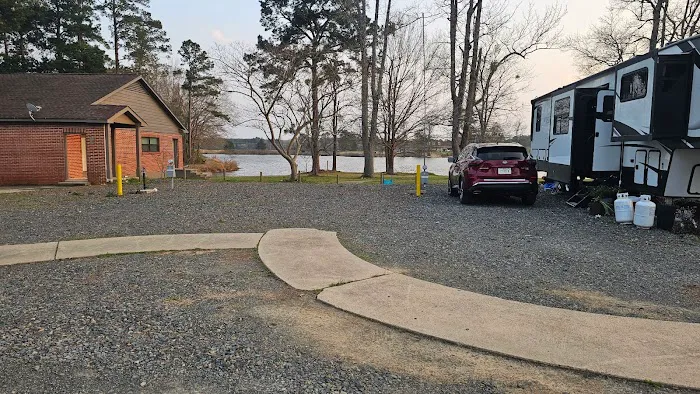 Lost Lake RV Park Picture 6