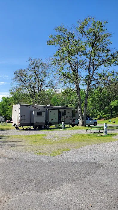J & J RV Park & Storage Picture 3