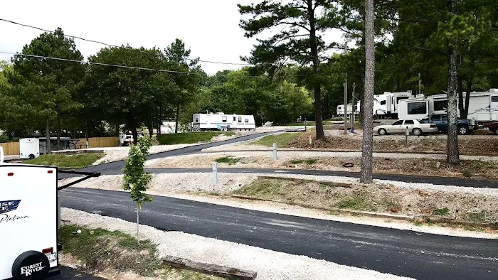 Hot Springs Campground & RV Park Picture 5
