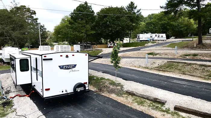 Hot Springs Campground & RV Park Picture 8