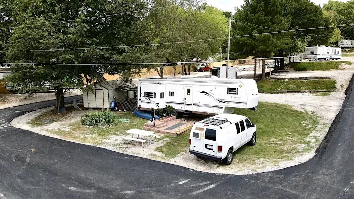 Hot Springs Campground & RV Park Picture 6