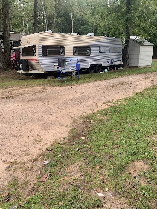 Pine Harbor Campground Picture 1