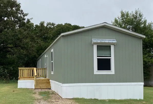 Cedar Ridge MHC Picture 1