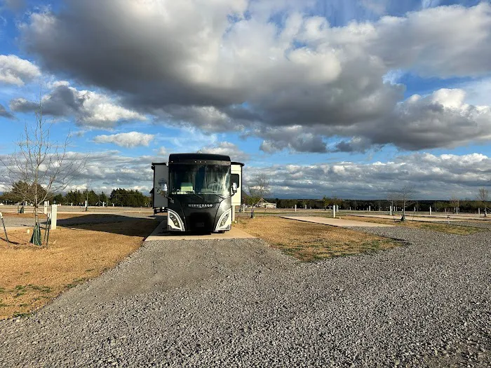 Tallgrass RV Park Picture 2