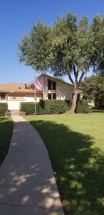 Uni-City Mobile Home Park Picture 5