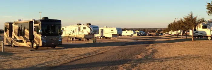 Cedar Valley RV Park Picture 3