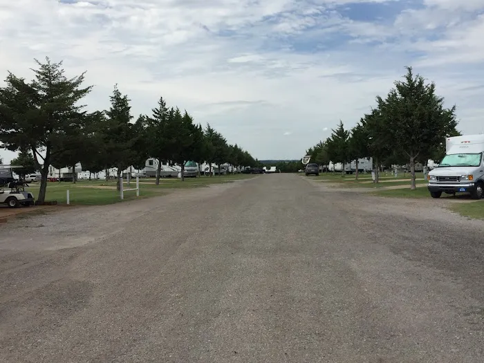 Cedar Valley RV Park Picture 6