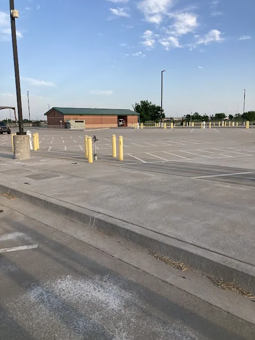 Fairgrounds South RV Park Picture 5