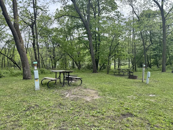 Pilot Knob Campground Picture 5