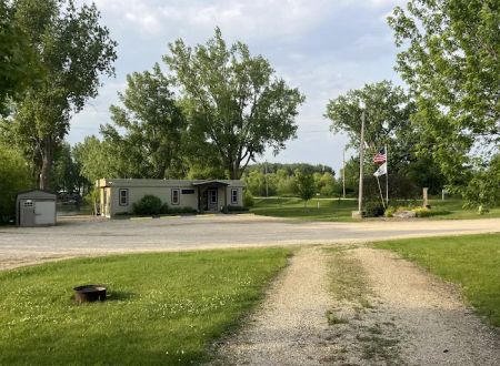 Three Fingers Campground