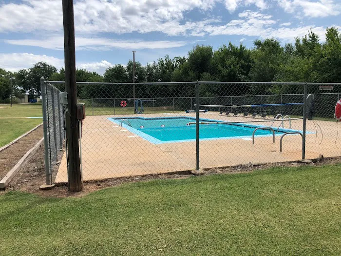 Park West Mobile Home Park Picture 10