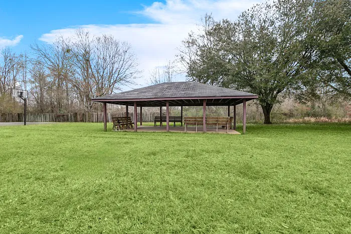 Crestview Village Picture 10