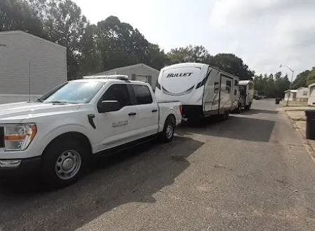 Lavey Lane Mobile Home & RV Park