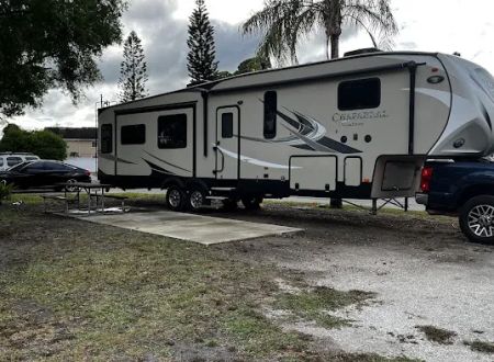 Encore Vacation Village