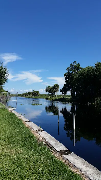 FamCamp Office MacDill AFB RV Park Picture 1