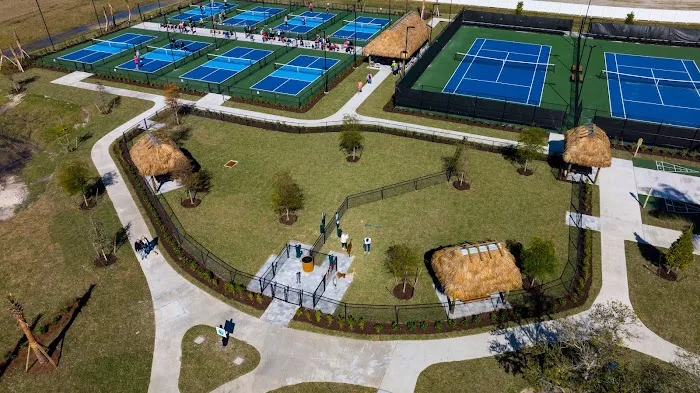 Olde Florida Motorcoach & RV Resort Picture 3