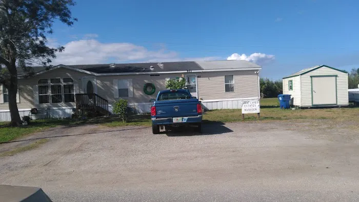 Twin Lakes Mobile Home Estates Picture 7