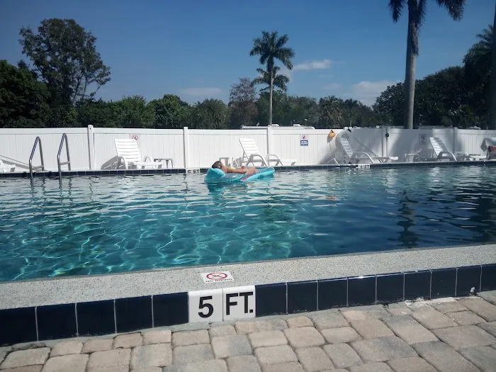 Crooked Hook RV Resort Picture 1