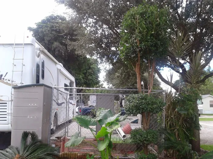 Crooked Hook RV Resort Picture 4