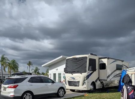 Paradise RV Lot Rental