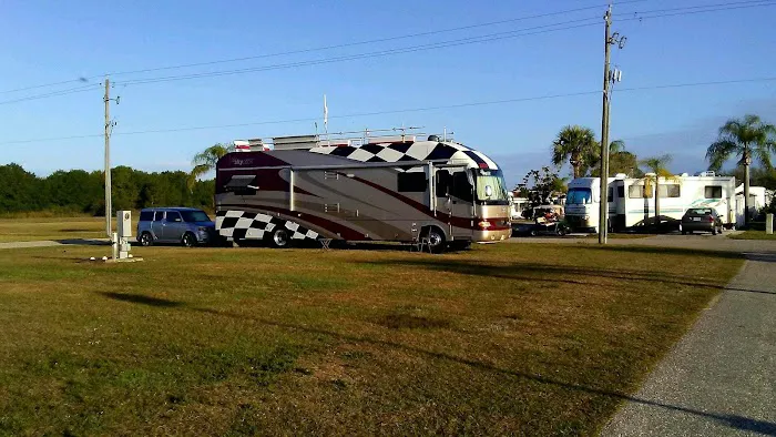 Don's RV Lots at Paradise Park Picture 1