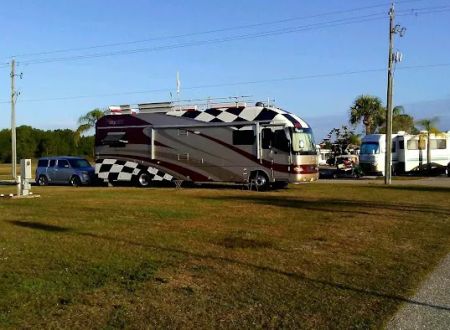 Don's RV Lots at Paradise Park