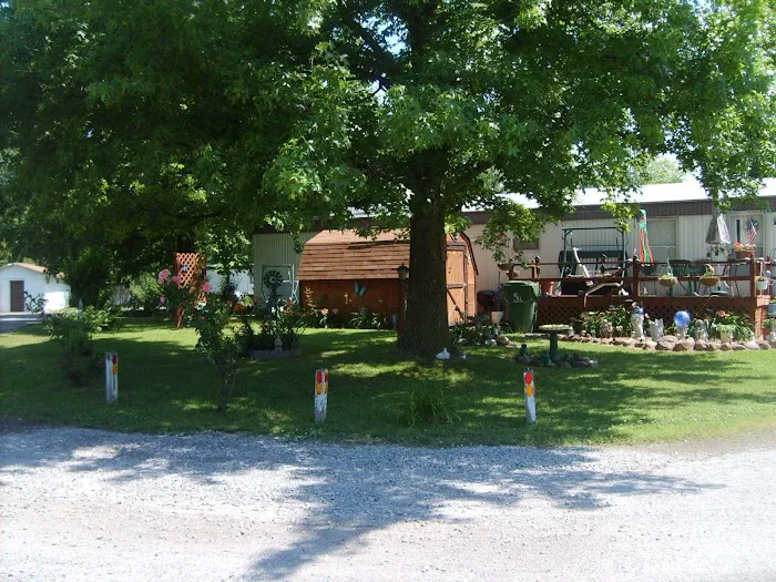 Rend Lake Mobile Home Park Picture 5