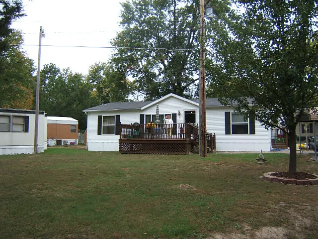 Rend Lake Mobile Home Park Picture 2