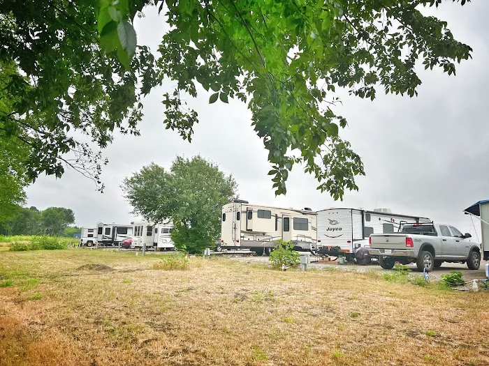McWest RV Park Picture 7