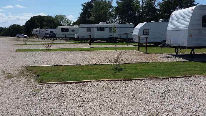 Rustic Acres RV Park Picture 1