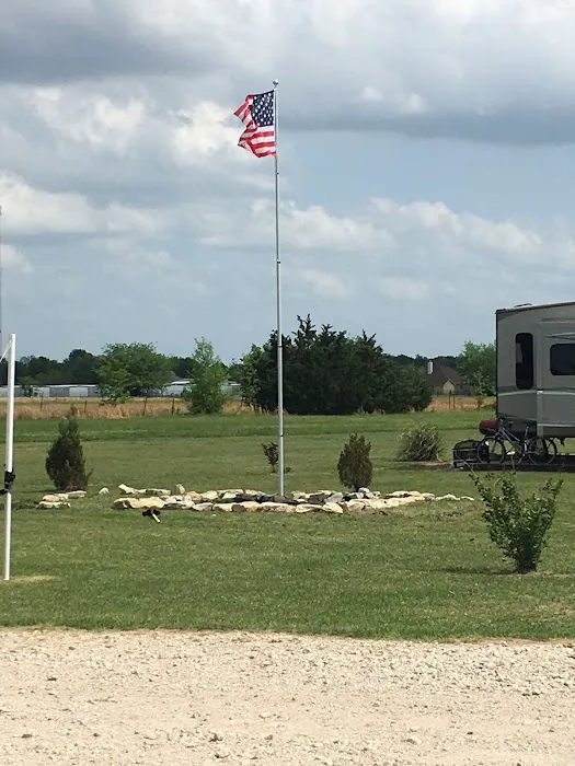 Rustic Acres RV Park Picture 7