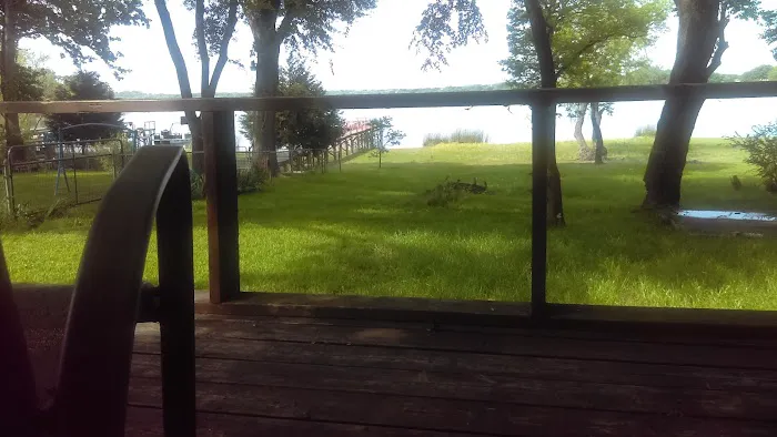 Duck Cove Trailer Park Picture 7