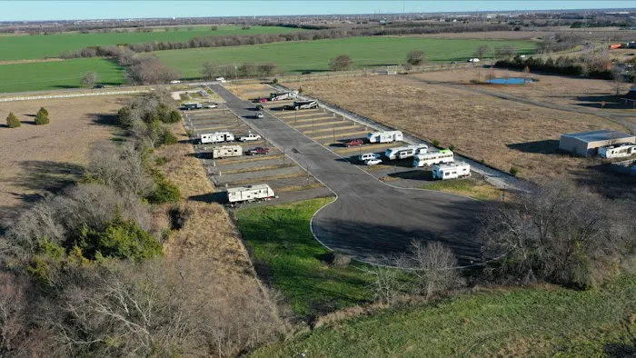 Dallas Fate RV Park & Tiny Home Community Picture 2