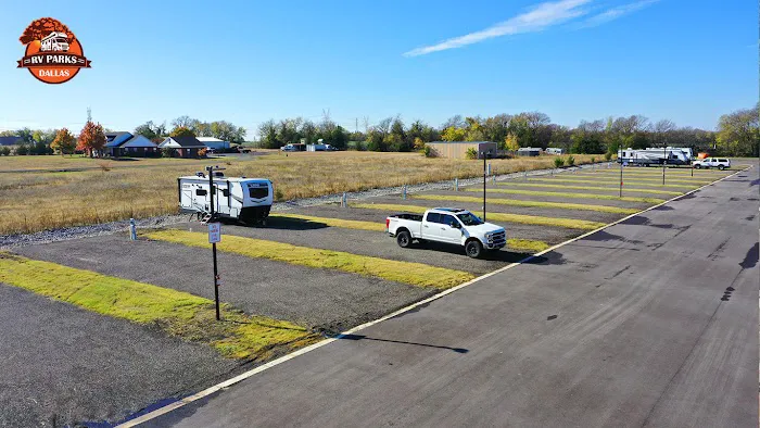 Dallas Fate RV Park & Tiny Home Community Picture 6