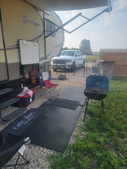 Le Chateau RV Park Picture 1