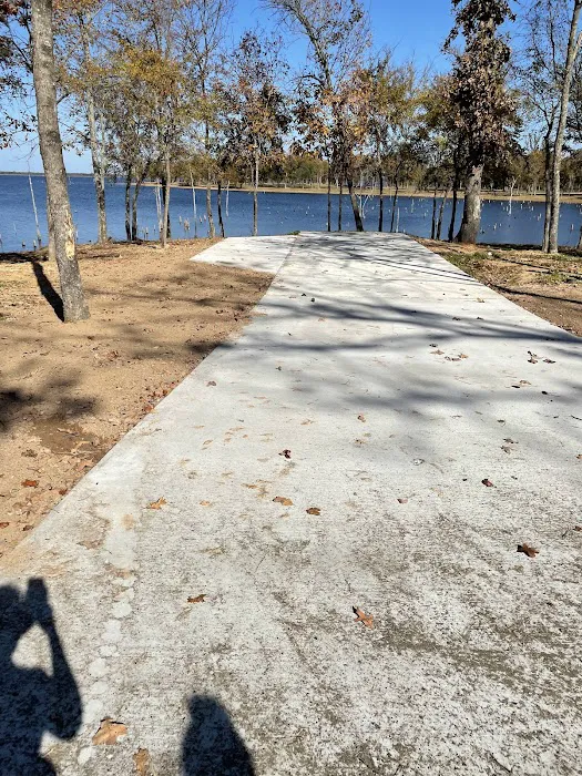 The Peninsula at Lake Fork RV Park Picture 2