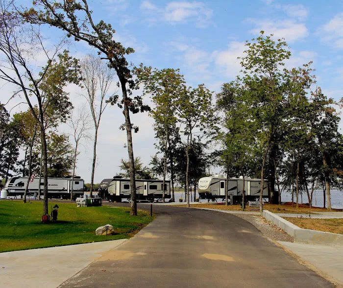 The Peninsula at Lake Fork RV Park Picture 4