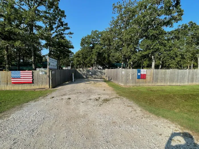 The Oaks of Alba RV Community Picture 4