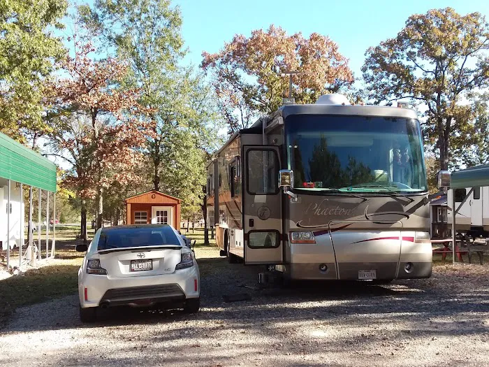 The Oaks of Alba RV Community Picture 8