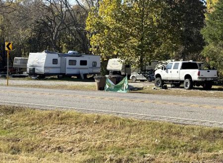 Eco-Stop RV Park Bratonia