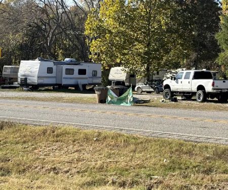 Eco-Stop RV Park Bratonia