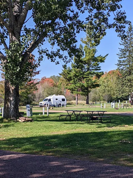 River Road RV Park and Campground Picture 1