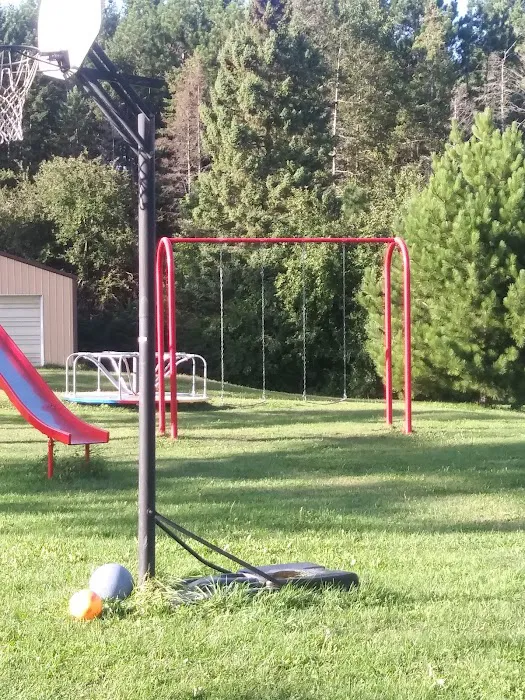 River Road RV Park and Campground Picture 7