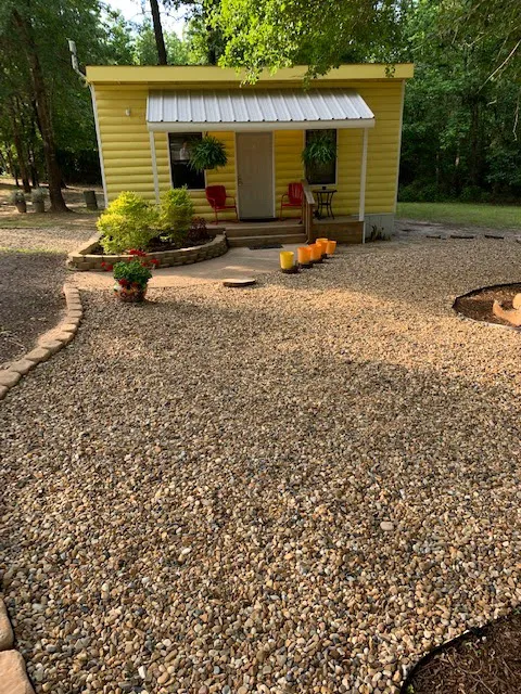 Little Oasis RV Park Picture 7