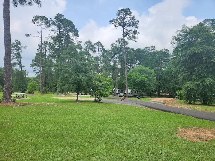 Lake Hawkins RV Park Picture 7